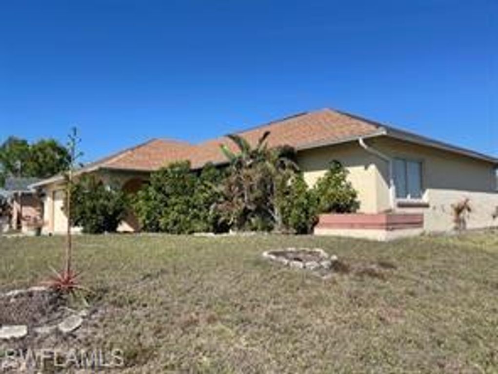 3035 SW 12th AVE, CAPE CORAL, FL 33914 — exterior