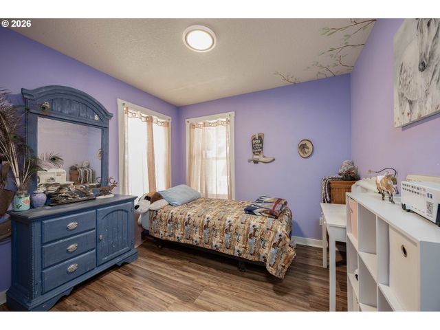 27915 Ne THOMPSON Cir, Yacolt, WA 98675