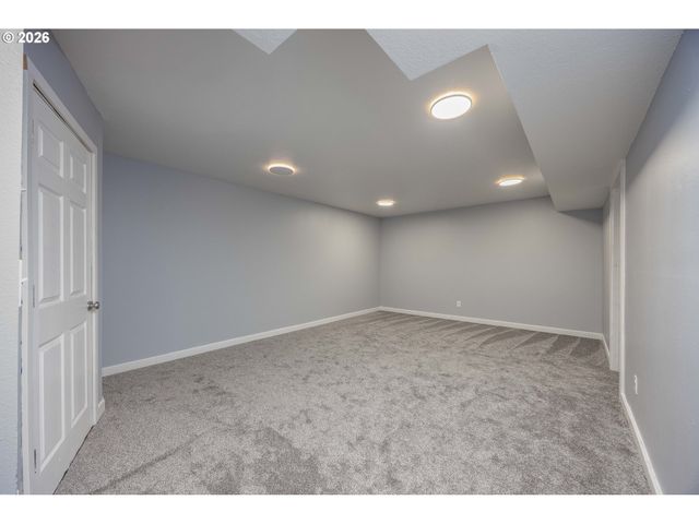 27915 Ne THOMPSON Cir, Yacolt, WA 98675