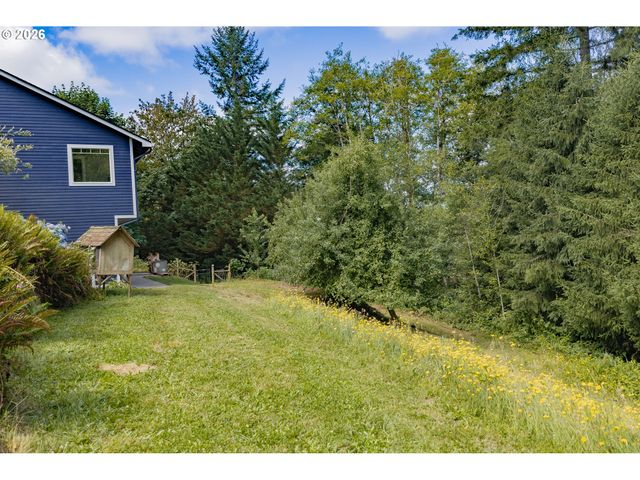 27915 Ne THOMPSON Cir, Yacolt, WA 98675