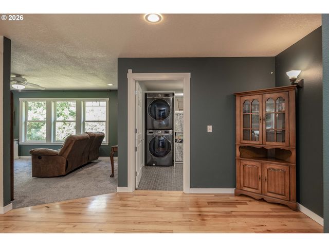 27915 Ne THOMPSON Cir, Yacolt, WA 98675