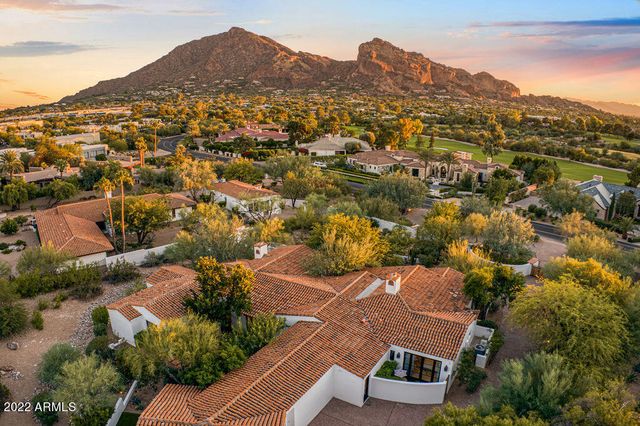 6723 N DESERT FAIRWAYS Drive, Paradise Valley, AZ 85253