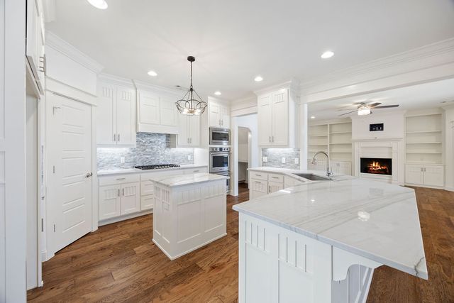 14209 Cayenne Circle, Siloam Springs, AR 72761