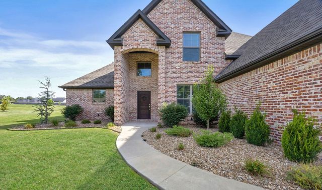 14209 Cayenne Circle, Siloam Springs, AR 72761