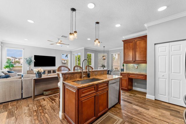 11143 Pacifica Street, Wellington, FL 33449