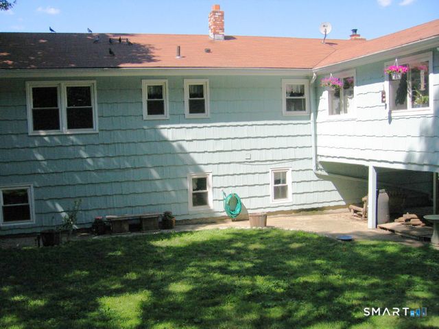 55 Beauvue Terrace, Bridgeport, CT 06606