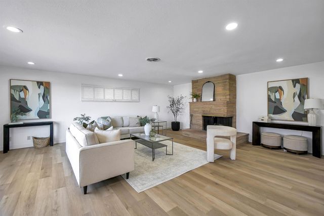 18286 Center St, Castro Valley, CA 94546