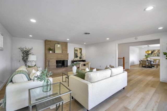 18286 Center St, Castro Valley, CA 94546