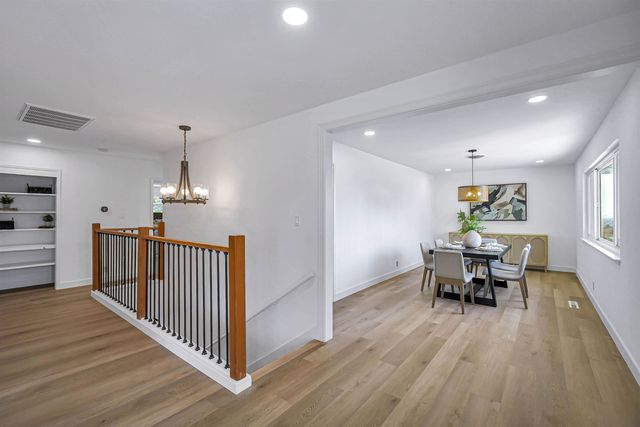 18286 Center St, Castro Valley, CA 94546