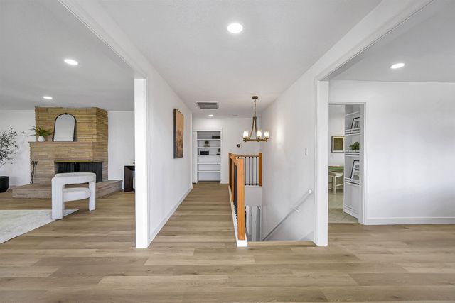 18286 Center St, Castro Valley, CA 94546