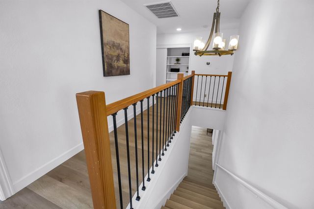 18286 Center St, Castro Valley, CA 94546