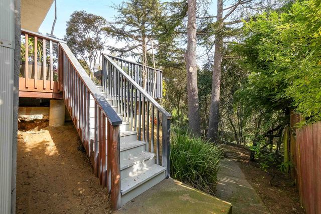 18286 Center St, Castro Valley, CA 94546