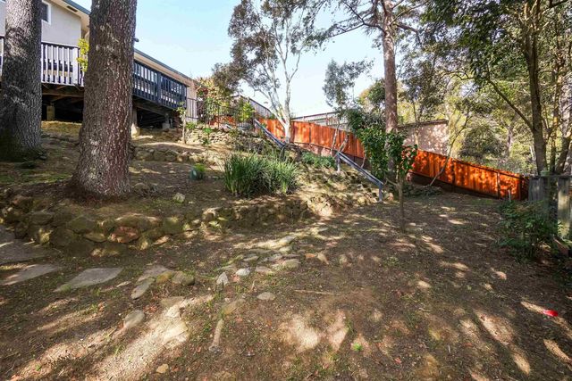 18286 Center St, Castro Valley, CA 94546