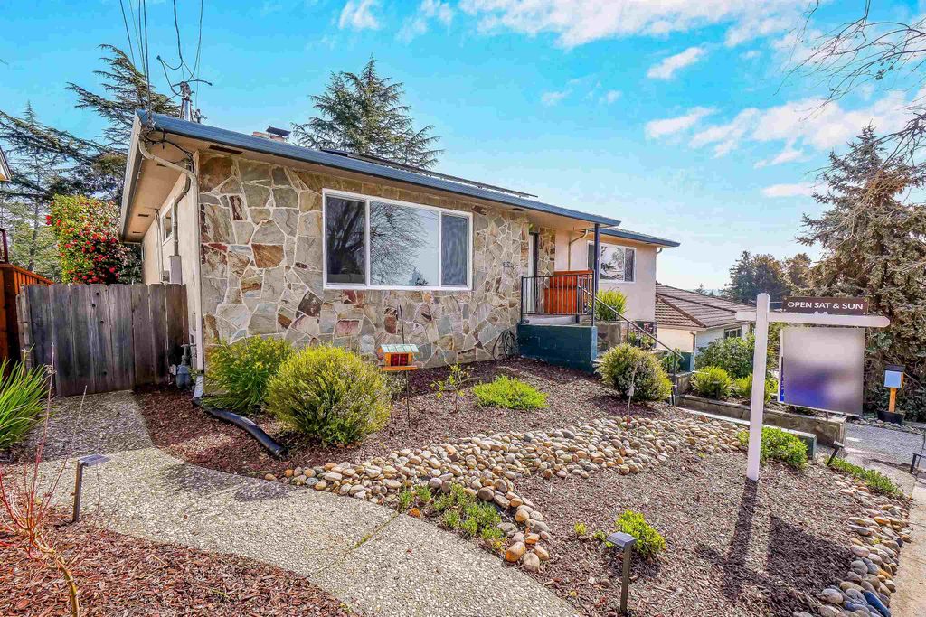 18286 Center St, Castro Valley, CA 94546