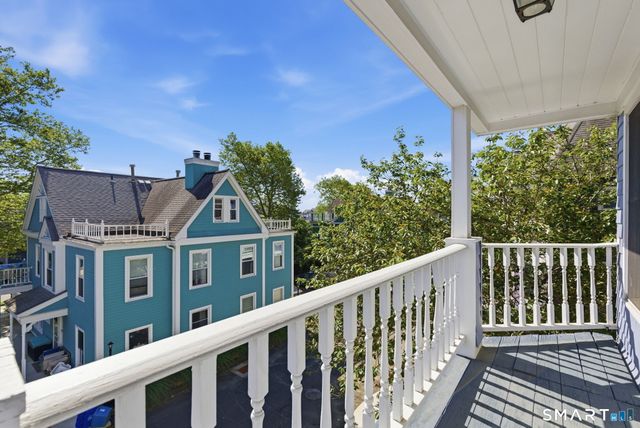22 Seabreeze Avenue A, Milford, CT 06460