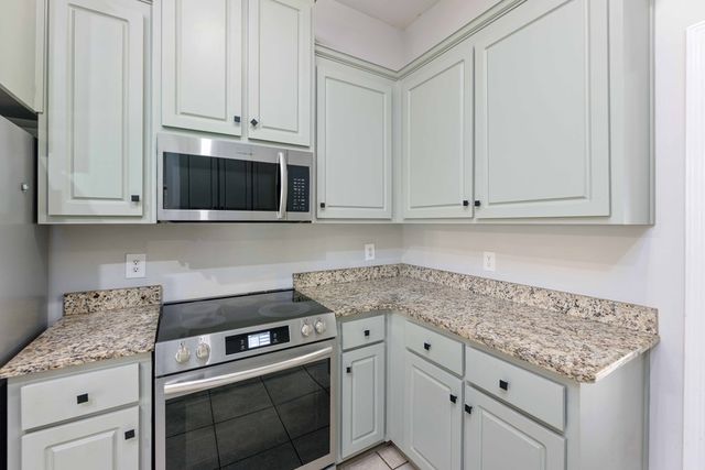 130 Mallard Creek Drive, Phenix City, GA 31907