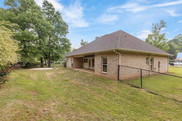 130 Mallard Creek Drive, Phenix City, GA 31907