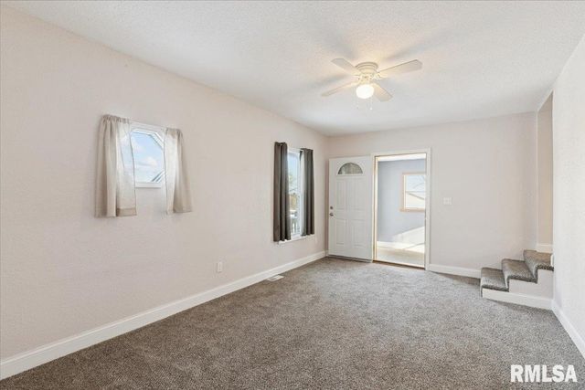 3312 GARFIELD Street, Clinton, IA 52732