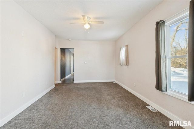 3312 GARFIELD Street, Clinton, IA 52732