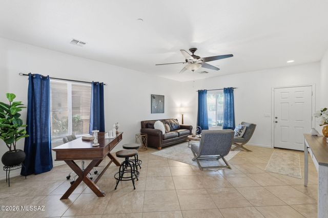 238 W Calle Bayeta, Sahuarita, AZ 85629