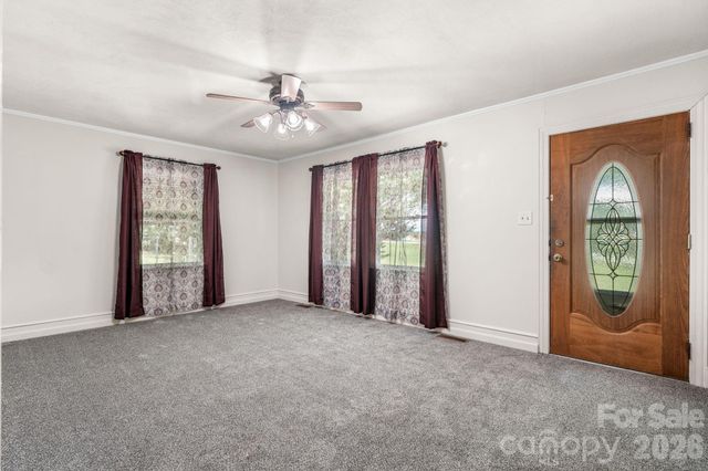 296 Pine Mountain Road, Hudson, NC 28638