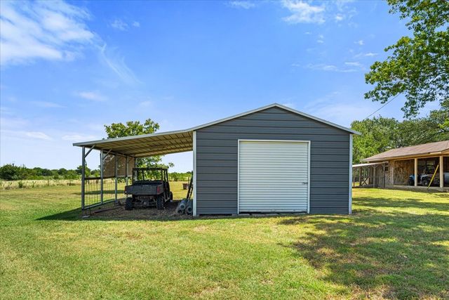 1642 NW County Road 1040, Corsicana, TX 75110