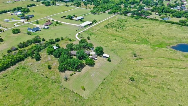 1642 NW County Road 1040, Corsicana, TX 75110