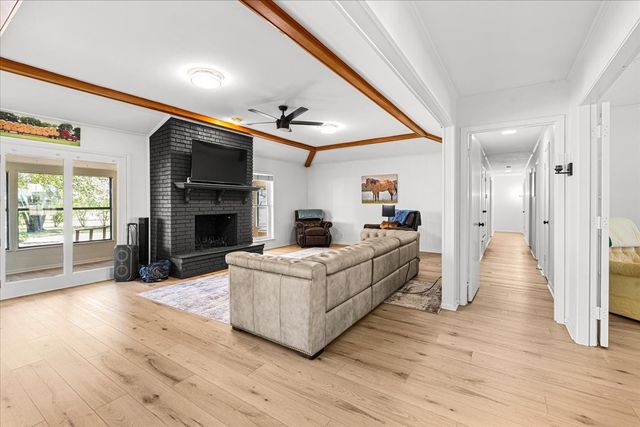 1642 NW County Road 1040, Corsicana, TX 75110