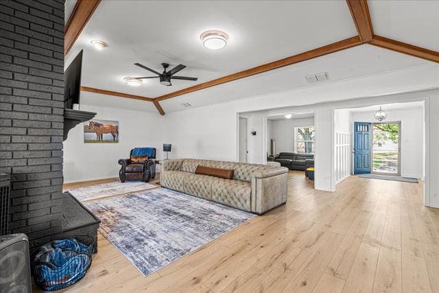 1642 NW County Road 1040, Corsicana, TX 75110
