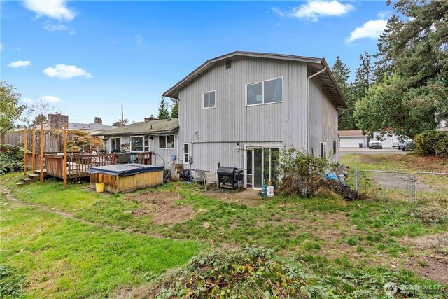 8609 61st Avenue E, Puyallup, WA 98371