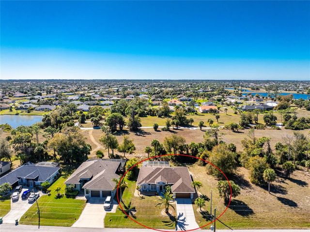 686 ROTONDA CIRCLE, Rotonda West, FL 33947