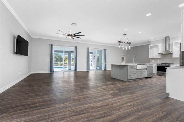 686 ROTONDA CIRCLE, Rotonda West, FL 33947