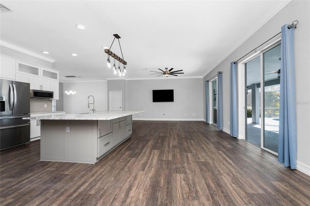 686 ROTONDA CIRCLE, Rotonda West, FL 33947