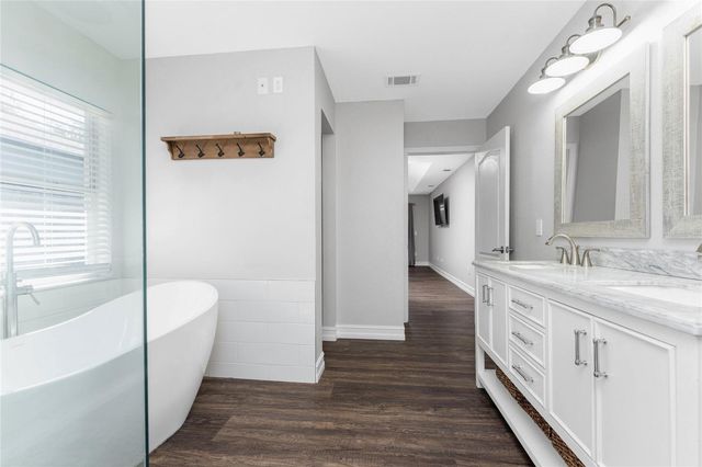 686 ROTONDA CIRCLE, Rotonda West, FL 33947