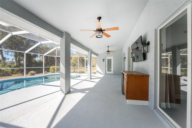 686 ROTONDA CIRCLE, Rotonda West, FL 33947