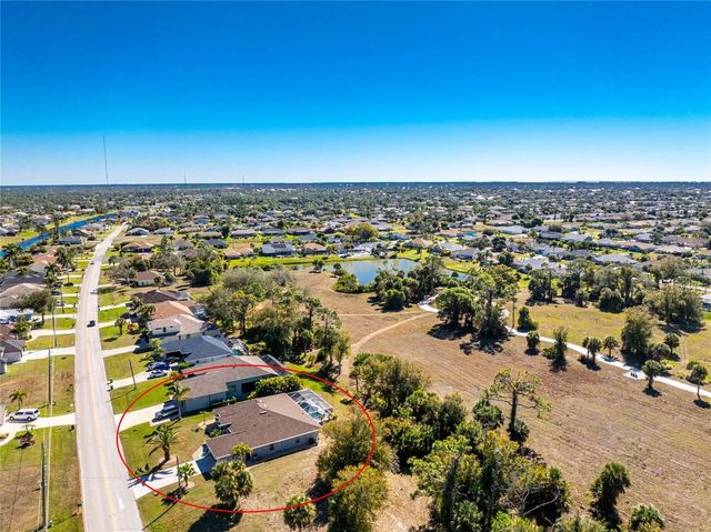 686 ROTONDA CIRCLE, Rotonda West, FL 33947