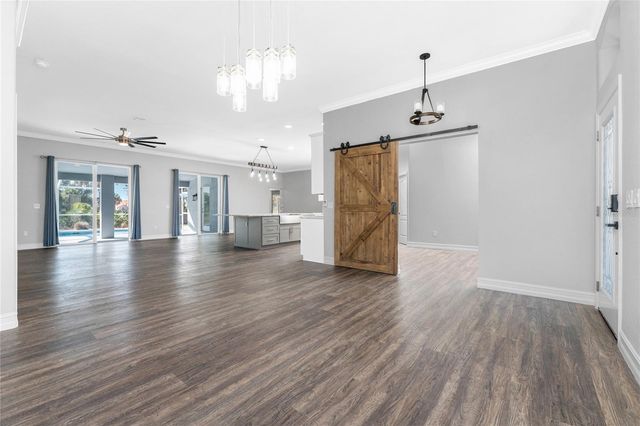 686 ROTONDA CIRCLE, Rotonda West, FL 33947