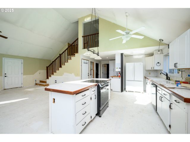 9750 Sw RED ALDER Rd, Mc Minnville, OR 97128