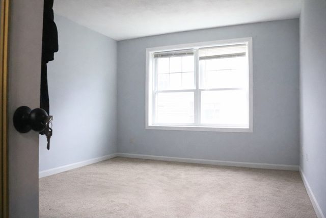 312 Water St 4, Lawrence, MA 01841