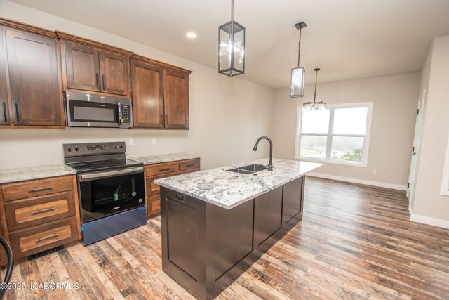 7012 RTE M, Jefferson City, MO 65101