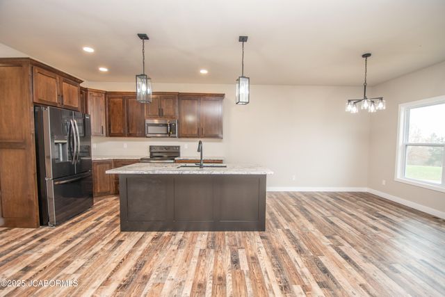 7012 RTE M, Jefferson City, MO 65101