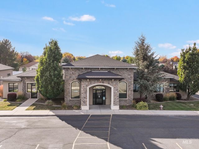 1415 Park View Dr, Twin Falls, ID 83301 property photo