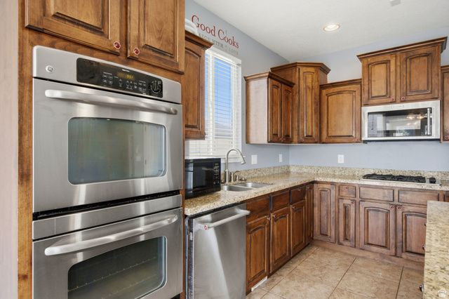 3007 W WILD FLOWER LN, Lehi, UT 84048
