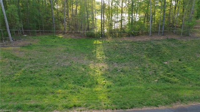 111 Waterway Drive, Lexington, NC 27292