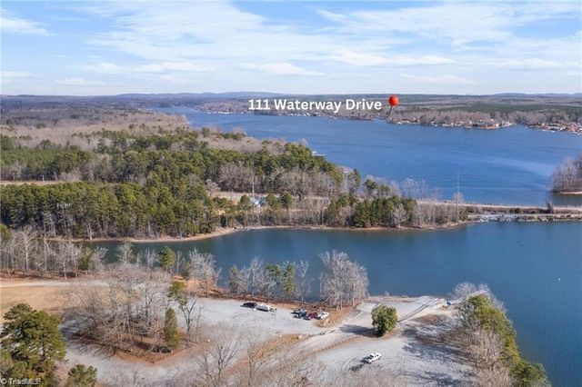 111 Waterway Drive, Lexington, NC 27292