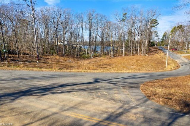 111 Waterway Drive, Lexington, NC 27292