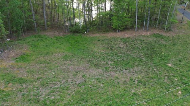 111 Waterway Drive, Lexington, NC 27292
