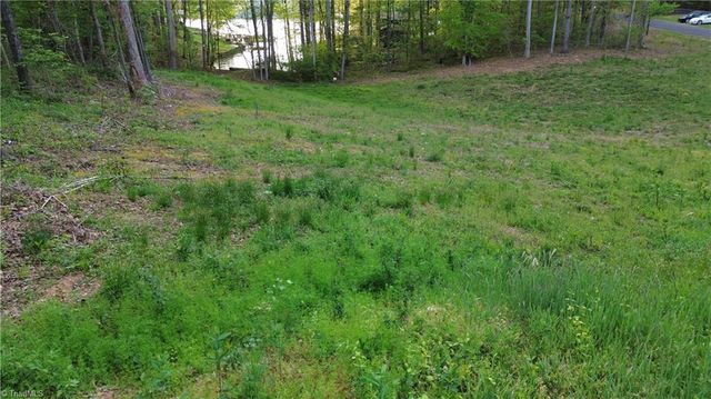 111 Waterway Drive, Lexington, NC 27292