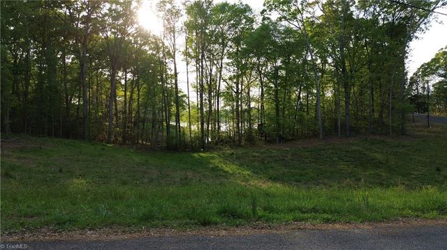 111 Waterway Drive, Lexington, NC 27292
