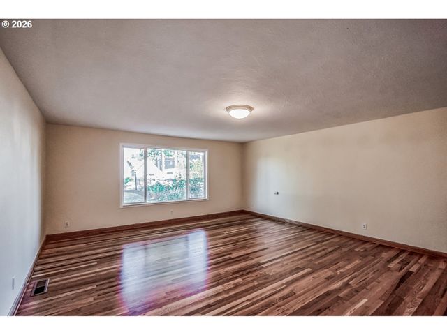 4072 Ne BROOKS Ave, Keizer, OR 97303